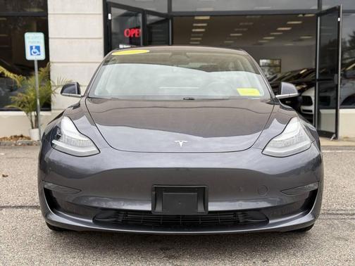 2018 Tesla Model 3 Performance