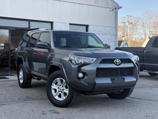 Magnetic Gray Metallic 2016 Toyota 4Runner SR5