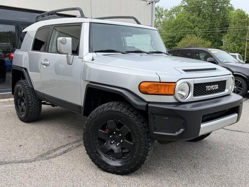 Titanium Metallic 2007 Toyota FJ Cruiser Base