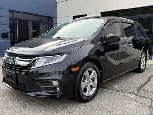 Crystal Black Pearl 2020 Honda Odyssey EX L w/Navi w/RES 4dr Mini Van and RES