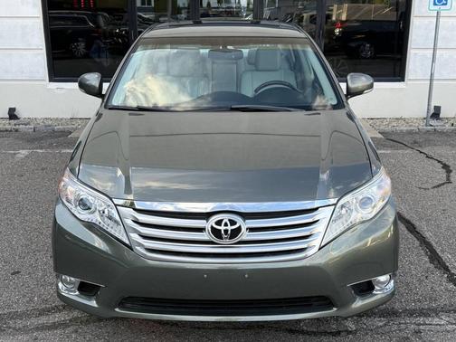 Cypress Pearl 2011 Toyota Avalon Limited