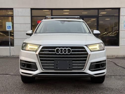 2017 Audi Q7 3.0T Premium