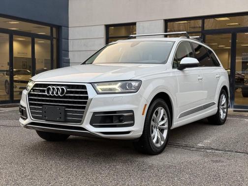 2017 Audi Q7 3.0T Premium