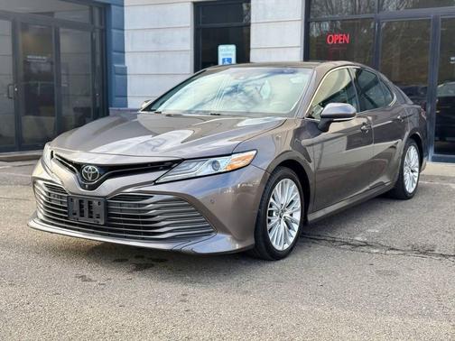 2018 Toyota Camry XLE