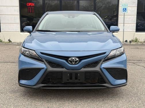 Cavalry Blue 2024 Toyota Camry SE