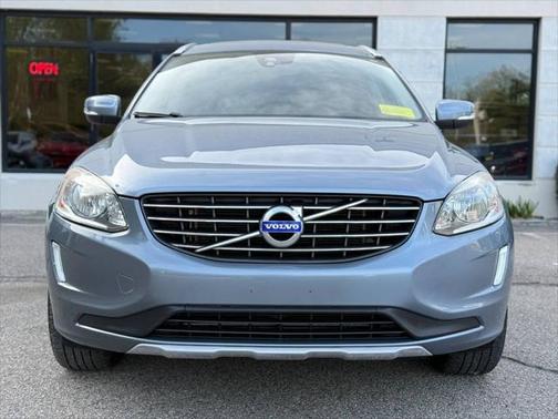2017 Volvo XC60 T5 Inscription