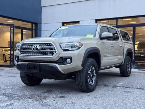 2017 Toyota Tacoma TRD Sport