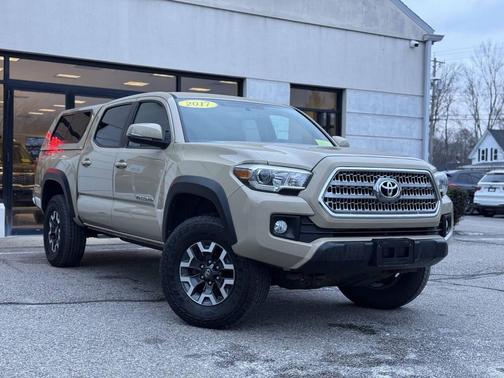 2017 Toyota Tacoma TRD Sport