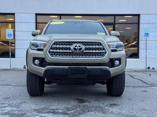 2017 Toyota Tacoma TRD Sport