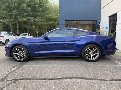 2015 Ford Mustang EcoBoost Premium