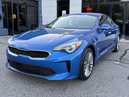 Micro Blue 2018 Kia Stinger Base 4dr Sedan