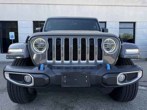 Sting-Gray Clearcoat 2022 Jeep Wrangler Unlimited 4xe Sahara