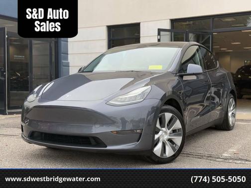 2022 Tesla Model Y Long Range Dual Motor All-Wheel Drive