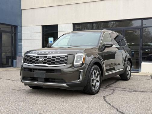 Dark Moss 2020 Kia Telluride EX