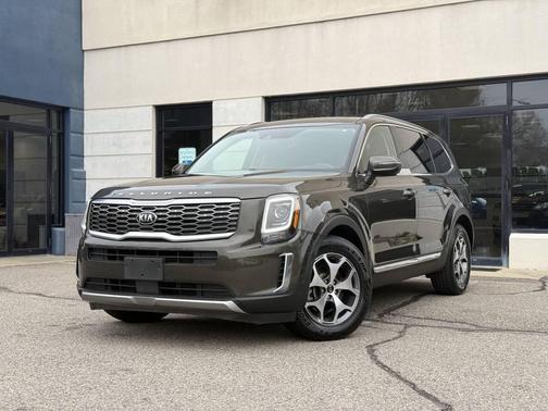 Dark Moss 2020 Kia Telluride EX