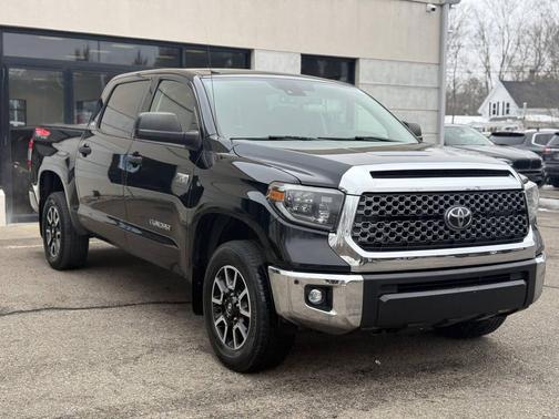 2019 Toyota Tundra SR5