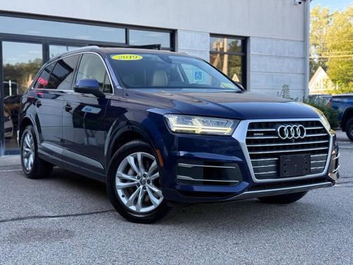 2019 Audi Q7 55 Premium Plus