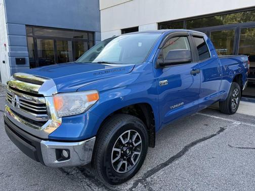 Blazing Blue Pearl 2016 Toyota Tundra SR5