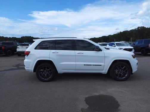 Photo 5 of 27 of 2021 Jeep Grand Cherokee Limited