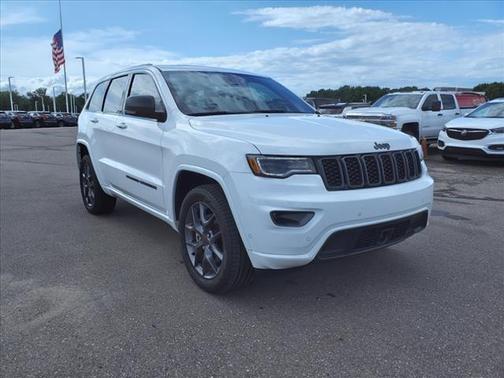 Photo 4 of 27 of 2021 Jeep Grand Cherokee Limited