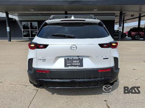 2026 Mazda CX-50 Premium