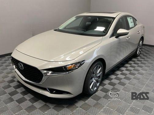 Platinum Quartz Metallic 2026 Mazda Mazda3 FWD w/Preferred Package Sedan