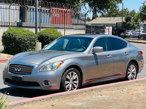 2012 INFINITI M37 Base