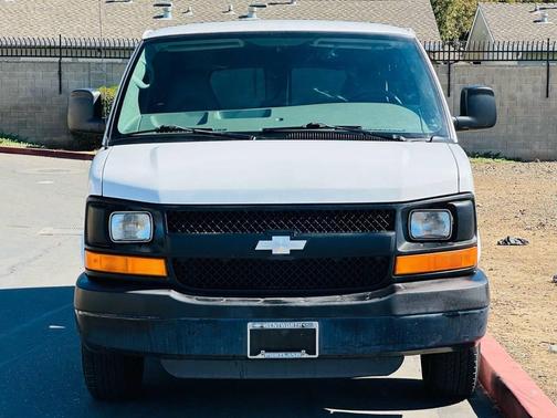 2008 Chevrolet Express 1500 Base