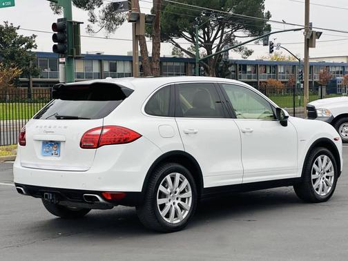 2014 Porsche Cayenne Diesel