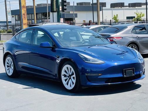 Blue 2022 Tesla Model 3 Standard Range