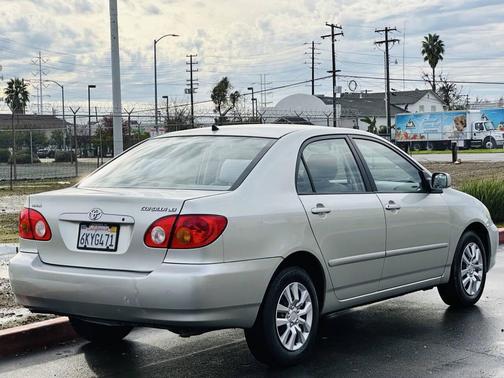 2003 Toyota Corolla LE