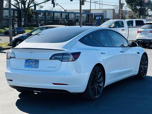 2020 Tesla Model 3 Performance