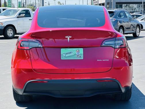 Red 2022 Tesla Model Y Long Range Dual Motor All-Wheel Drive