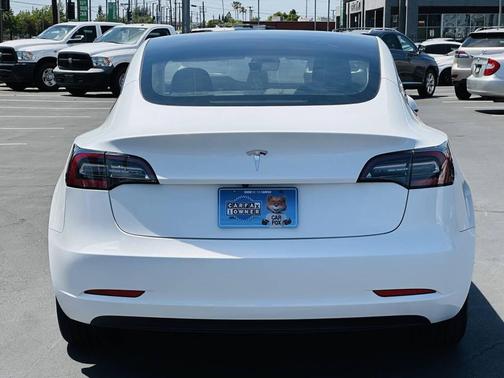 White 2023 Tesla Model 3 Standard Range