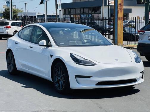 White 2023 Tesla Model 3 Standard Range