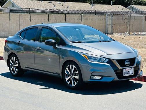 2020 Nissan Versa 1.6 S