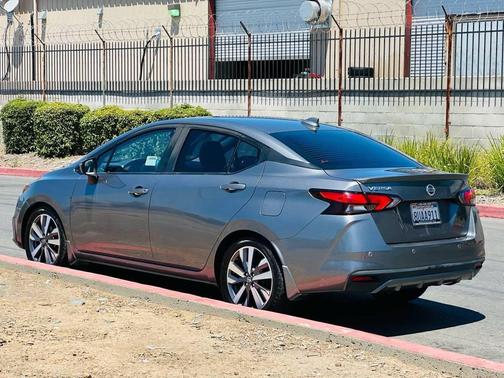 2020 Nissan Versa 1.6 S