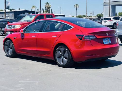 Red Multi-Coat 2018 Tesla Model 3 Long Range