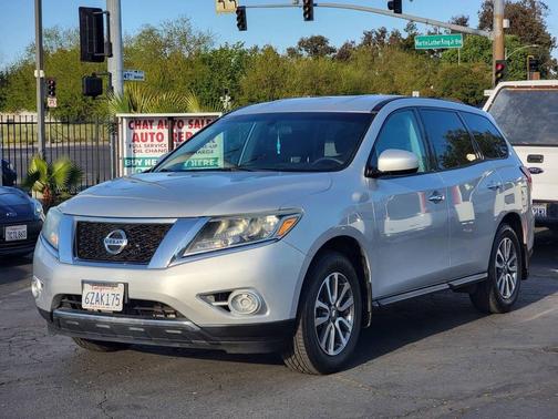 2013 Nissan Pathfinder SL