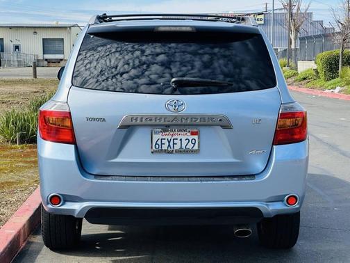 2008 Toyota Highlander Sport