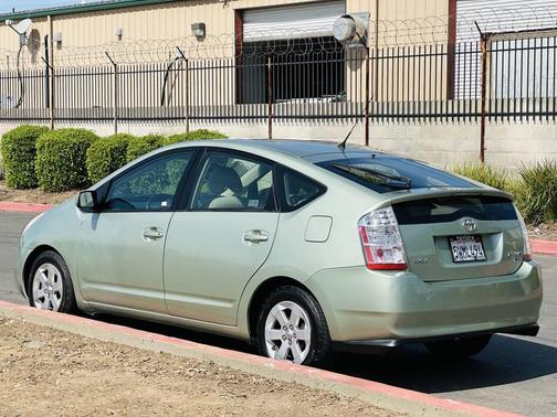 Turquoise 2006 Toyota Prius Base