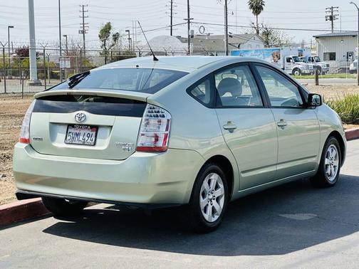 Turquoise 2006 Toyota Prius Base