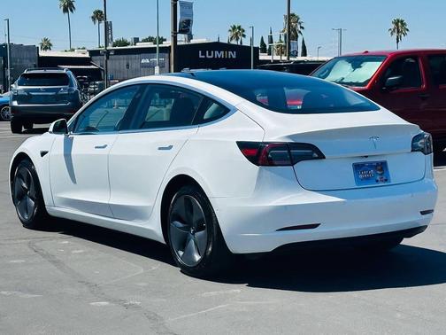 Pearl White Multi-Coat 2020 Tesla Model 3 Long Range