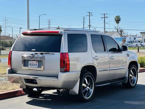 2008 Cadillac Escalade Base