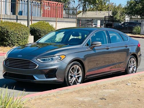 2019 Ford Fusion SEL