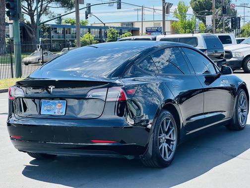 Solid Black 2022 Tesla Model 3 Standard Range