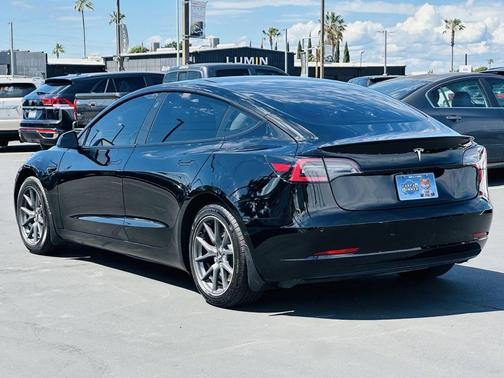 Solid Black 2022 Tesla Model 3 Standard Range
