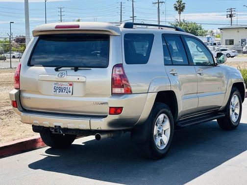 Tan 2005 Toyota 4Runner Limited