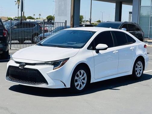 White 2022 Toyota Corolla LE