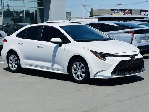 White 2022 Toyota Corolla LE